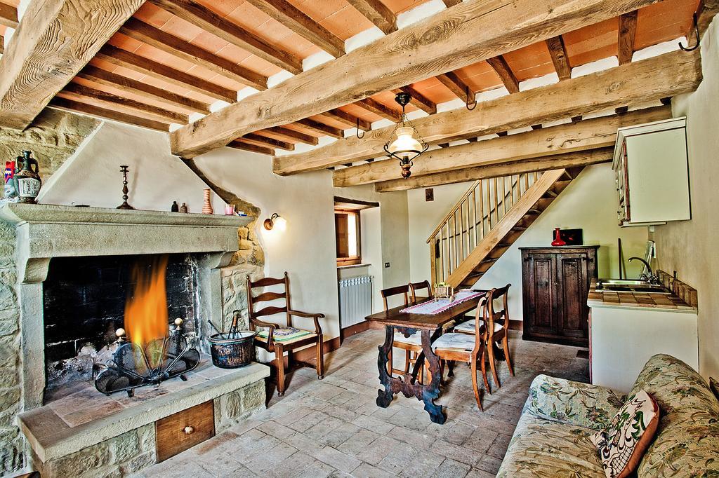 Agriturismo Terra Di Michelangelo Caprese Michelangelo Экстерьер фото